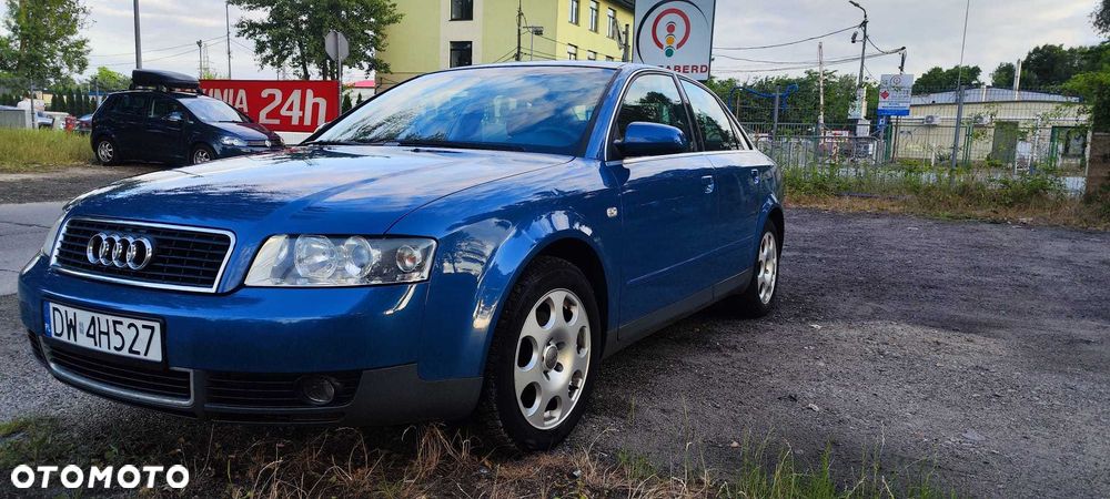Audi A4 Limousine