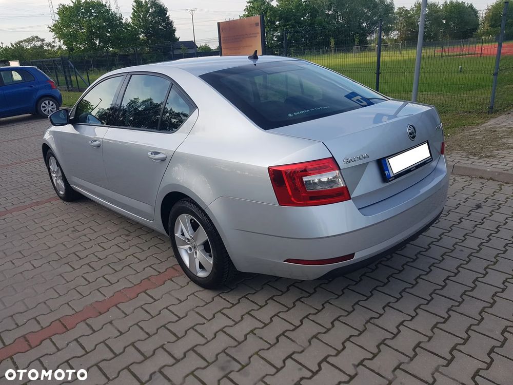 Skoda Octavia 1.6 TDI SCR Ambition - 4