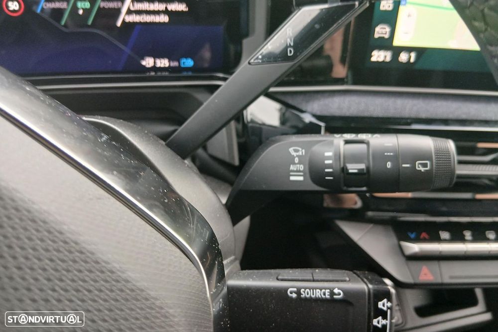 Renault 4 E-Tech 52 kWh Techno Autonomia Conforto - 13