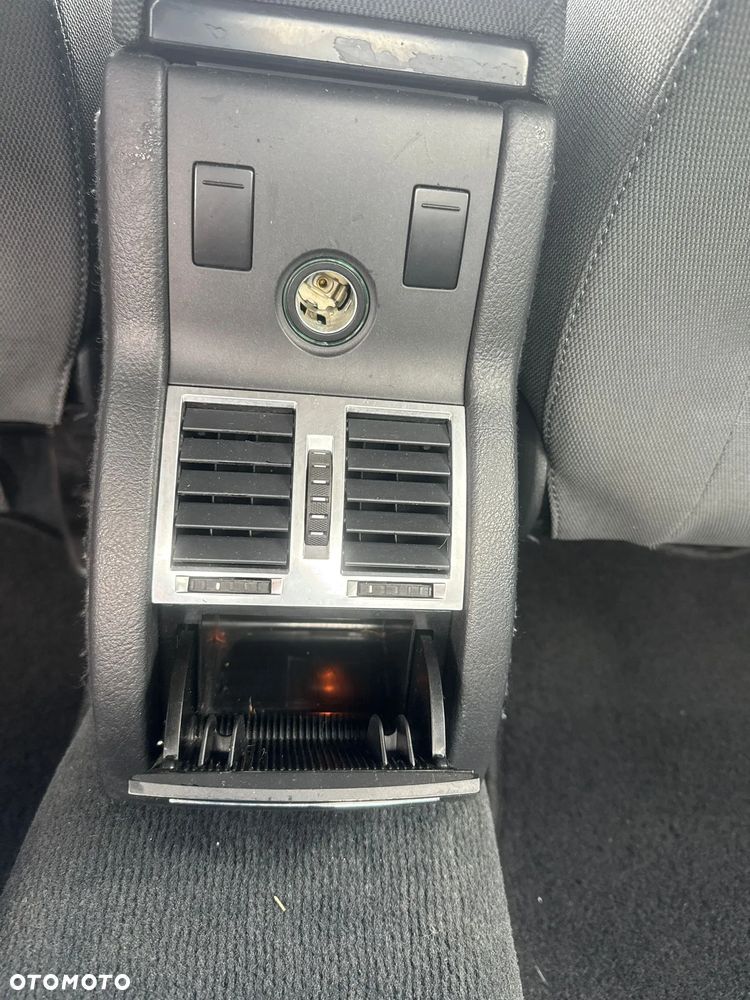 Skoda Superb 2.0 TDI DPF Ambiente - 19