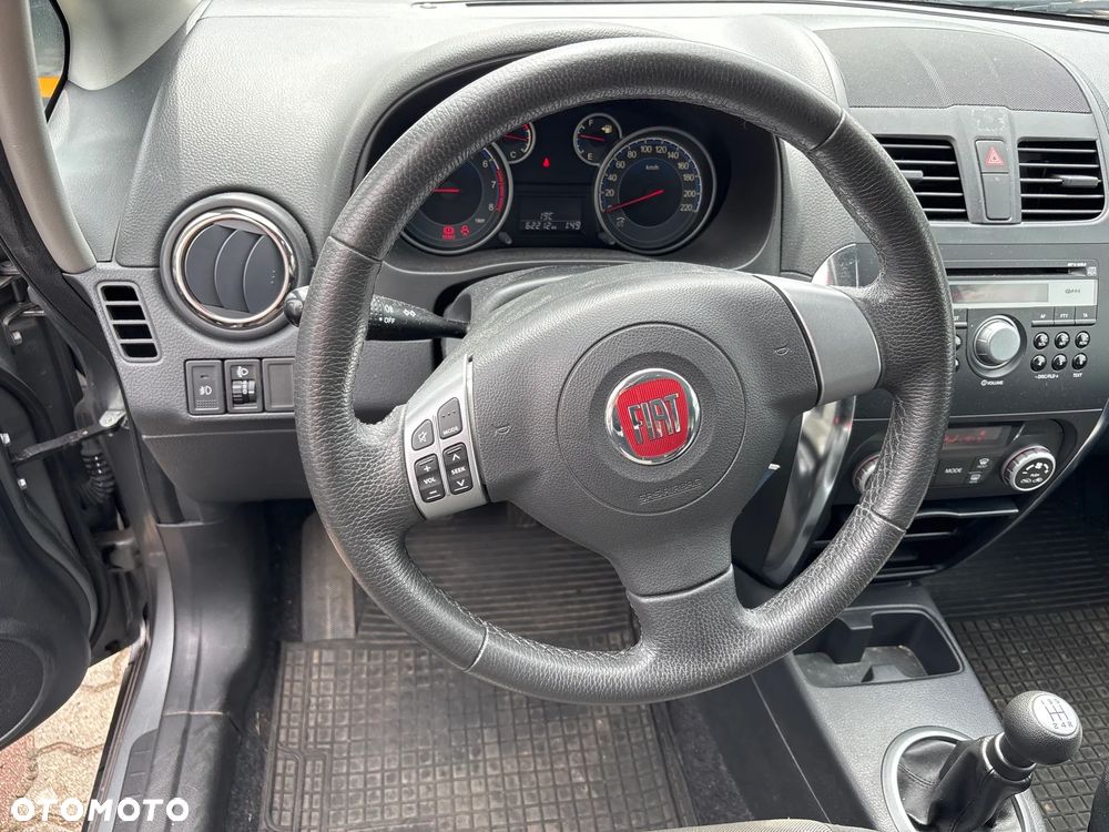 Fiat Sedici 1.6 16V 4x4 Emotion - 4
