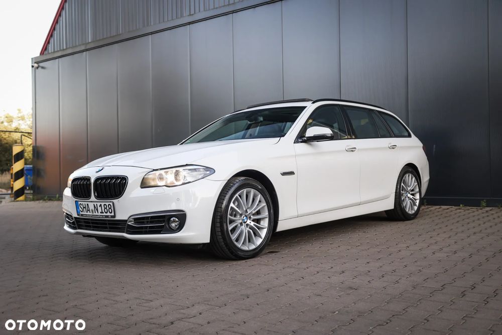 BMW Seria 5 525d xDrive Sport-Aut Modern Line - 10