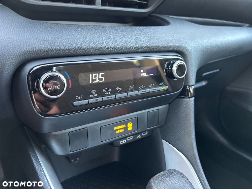 Toyota Yaris Hybrid 1.5 Active - 19