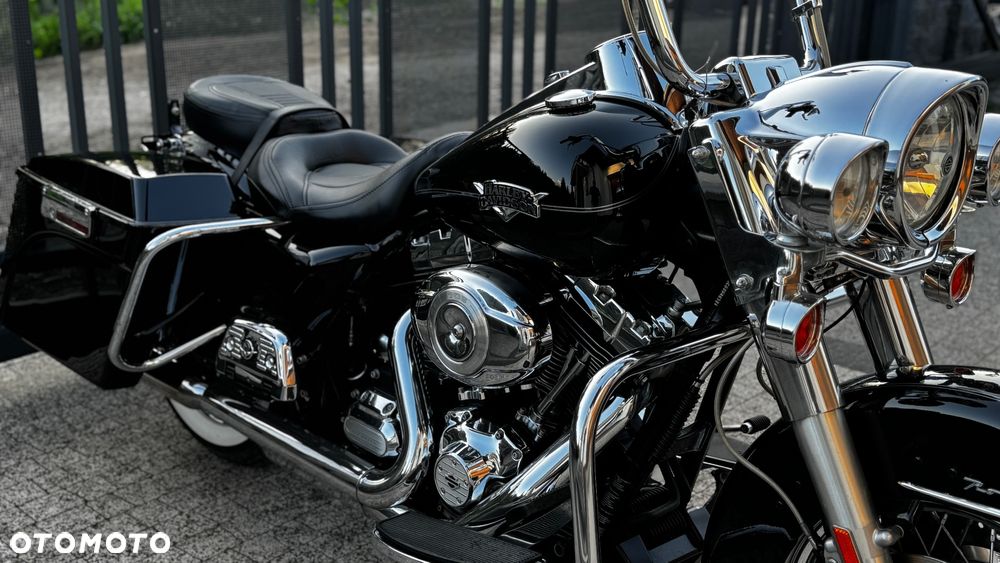 Harley-Davidson Touring Road King - 26