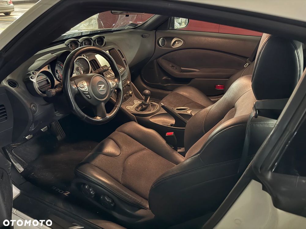 Nissan 370 Z 3.7 V6 Platinum EU6 - 5