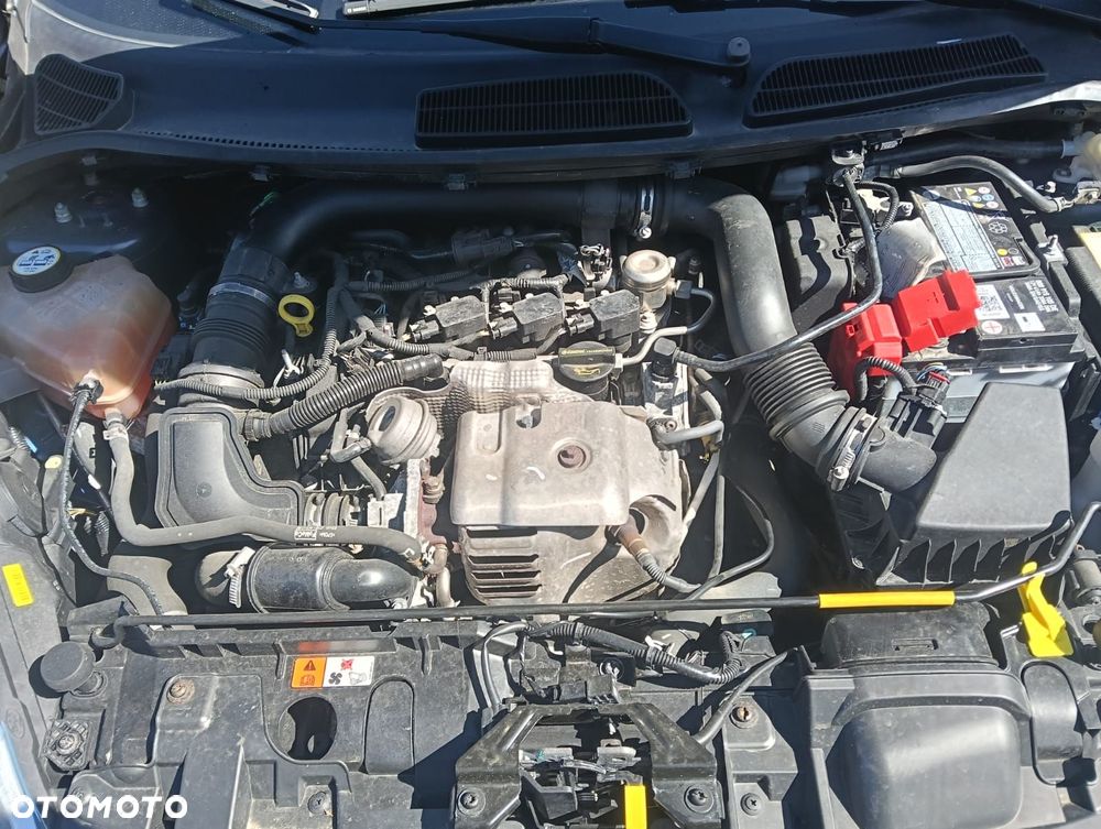 Ford Fiesta 1.0 EcoBoost STart-Stop Titanium - 15