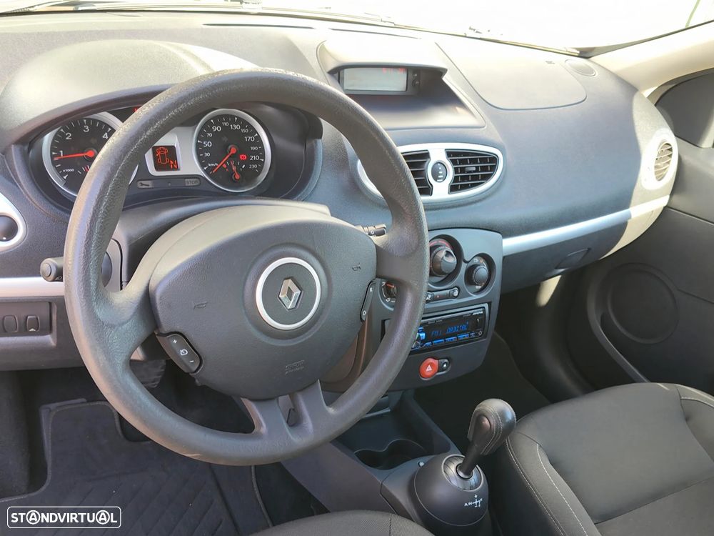Renault Clio Break - 16