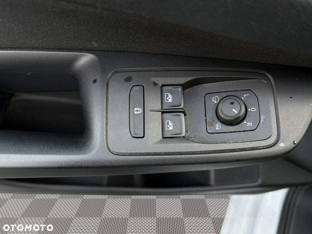 Ford Tourneo Connect 2.0 EcoBlue Titanium - 10