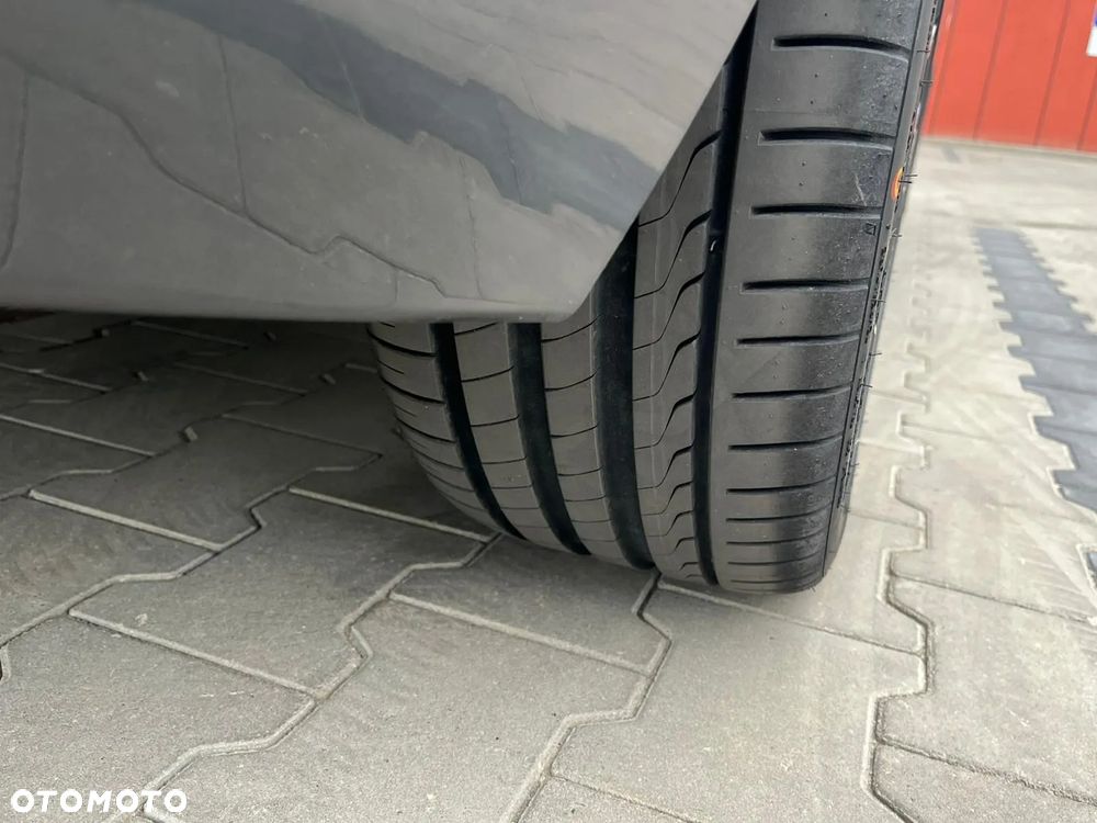 BMW Seria 1 120d Edition M Sport Shadow - 28