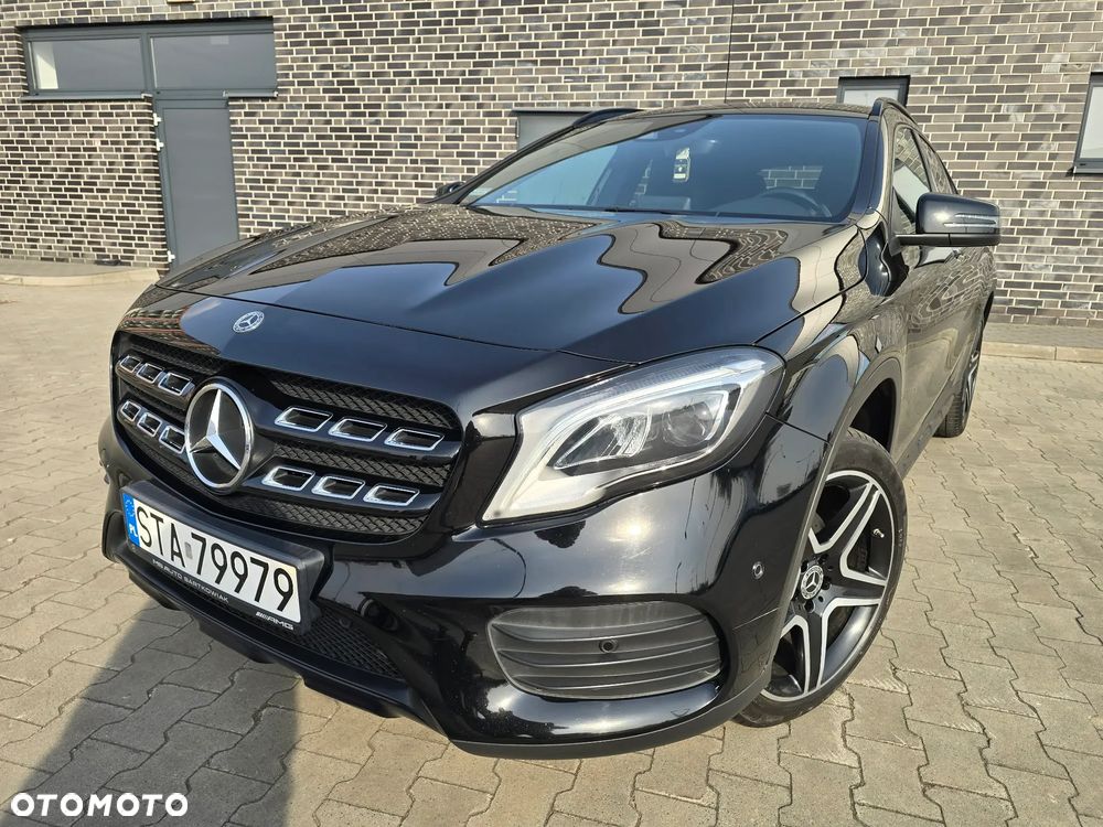 Mercedes-Benz GLA 200 7G-DCT AMG Line - 2