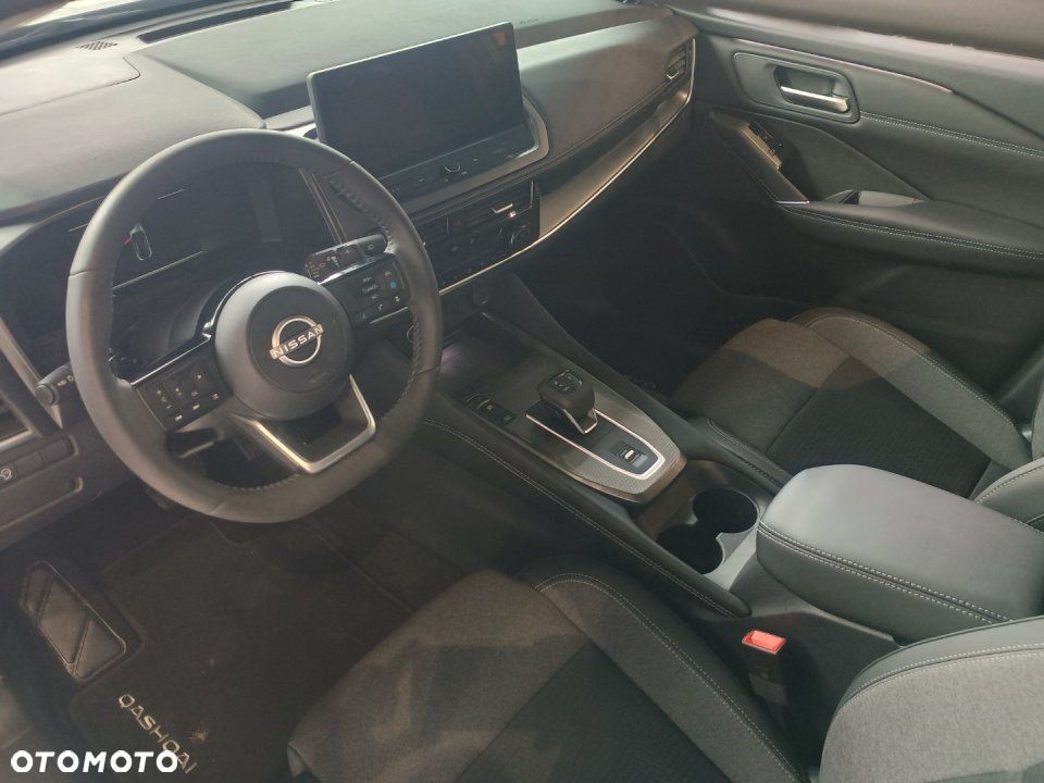 Nissan Qashqai - 4