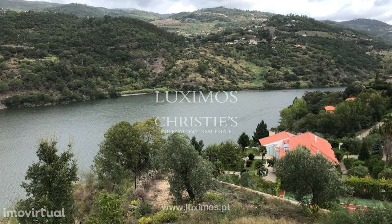 Terreno com vistas de rio e projeto aprovado à venda, em Resende - Grande imagem: 4/5