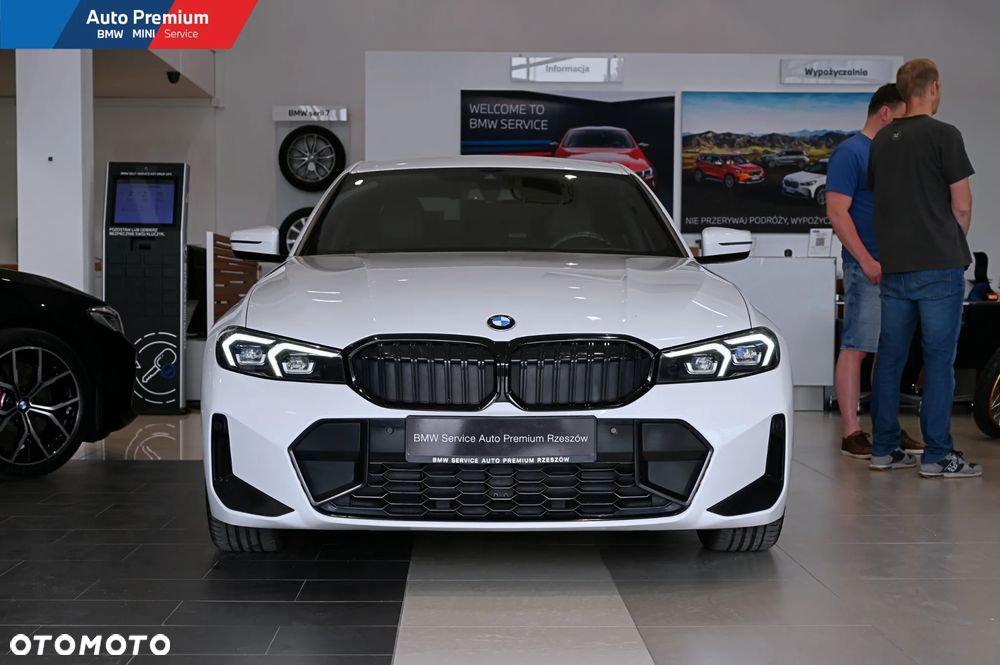 BMW Seria 3 330d xDrive MHEV - 3
