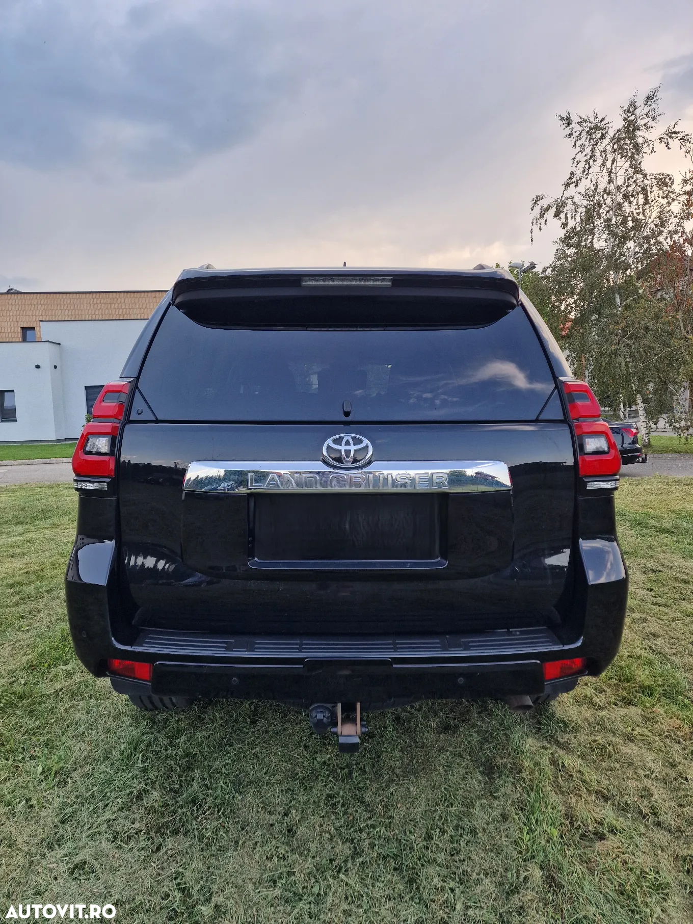 Toyota Land Cruiser 2.8l Turbo D-4D A/T AVS Luxury - 4