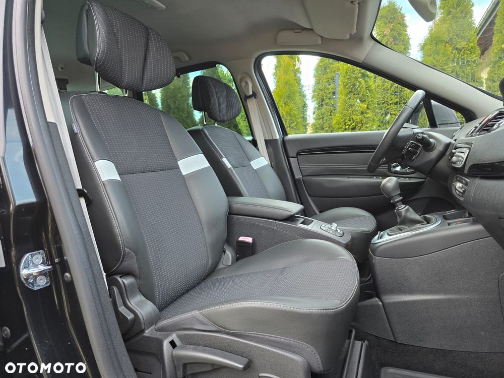 Renault Scenic Energy dCi 130 S&S Xmod Bose Edition - 17
