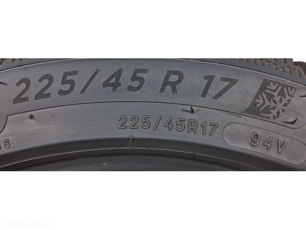 Opony zimowe 225/45R17 94V Michelin - 4
