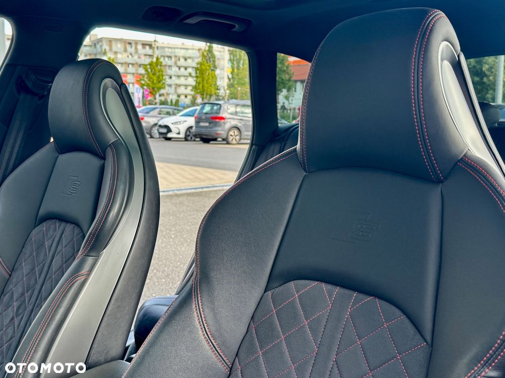 Audi A4 Avant 40 TDI mHEV S Line S tronic - 24