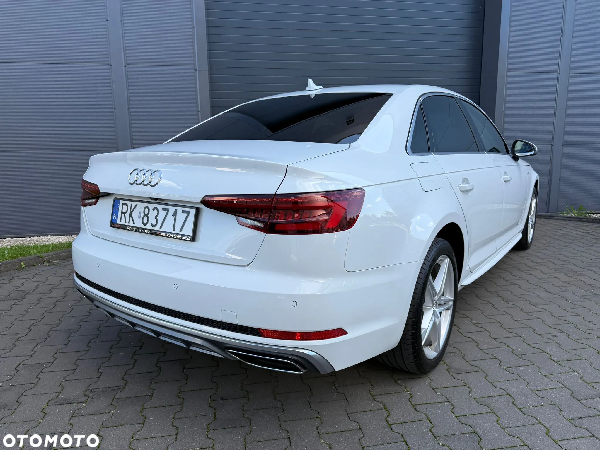 Audi A4 ver-40-tdi-quattro-s-tronic-s-line - 16