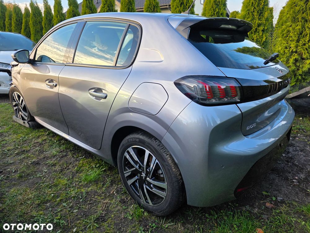 Peugeot 208 1.2 PureTech Allure S&S - 8