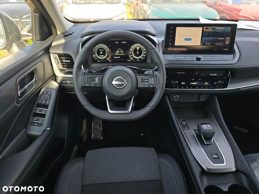Nissan Qashqai 1.3 DIG-T mHEV N-Connecta Xtronic - 10