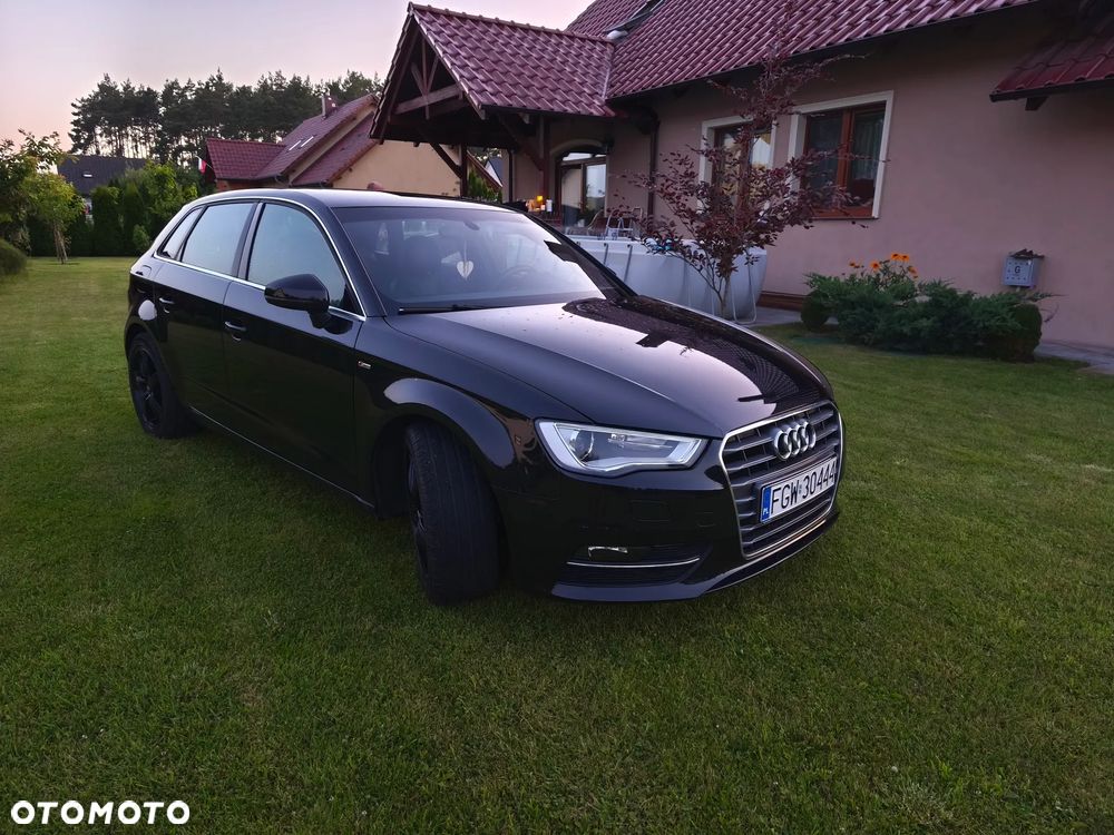 Audi A3 Sportback 2.0 TDI S line Sportpaket - 11