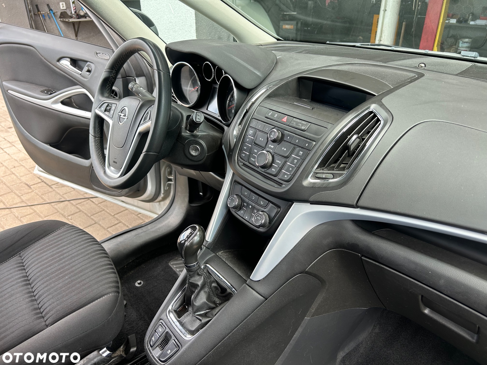 Opel Zafira 1.4 T Cosmo EcoFLEX S&S - 4
