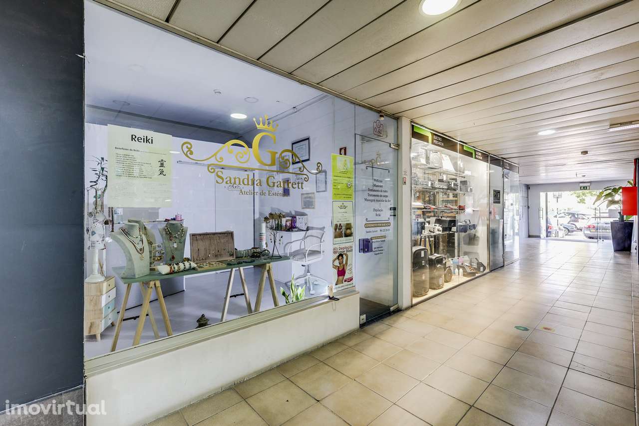 Espaço comercial para venda no Centro Comercial "O Pescador" – Costa d - Grande imagem: 3/9