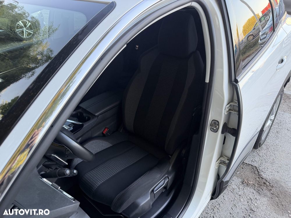 Peugeot 3008 BlueHDi 130 Stop & Start EAT8 Active - 14