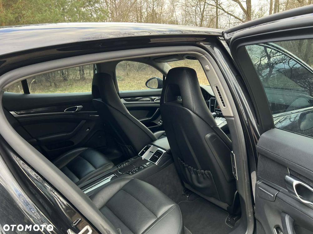 Porsche Panamera Edition - 20