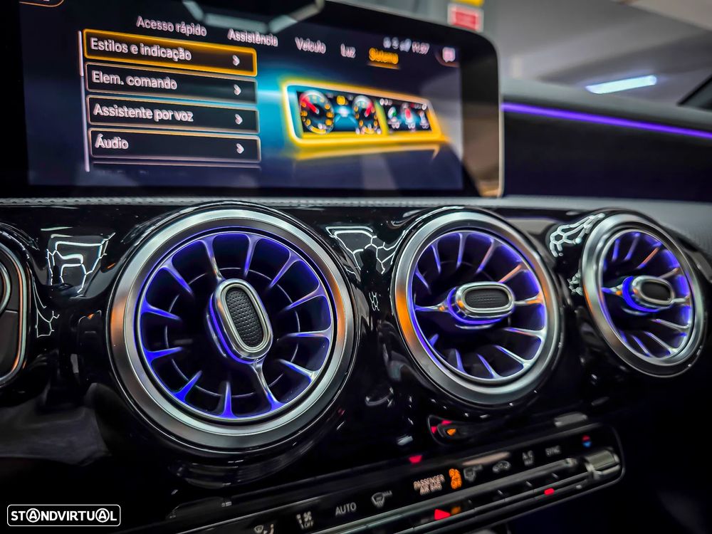 Mercedes-Benz A 180 Limousine d Business Solutions Aut. - 38