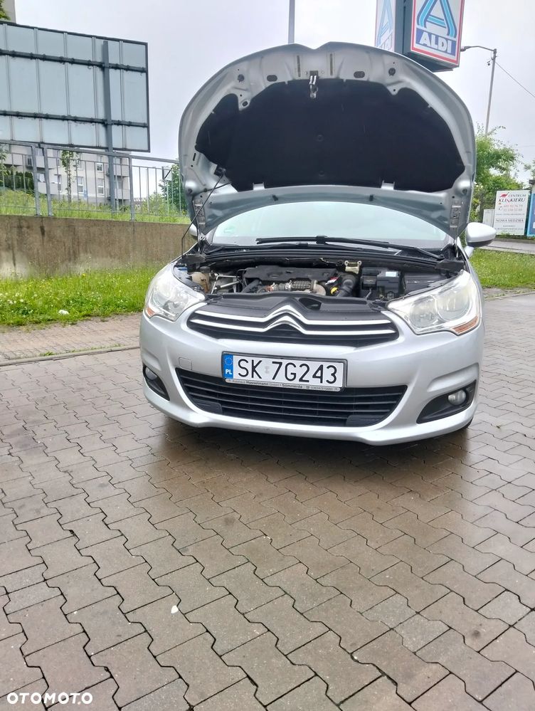 Citroën C4 e-HDi 110 Exclusive - 4