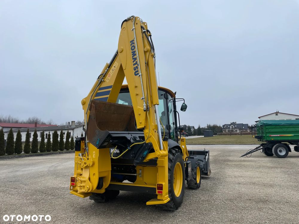 Komatsu WB 93R - JAK NOWA - IDEAŁ - 4