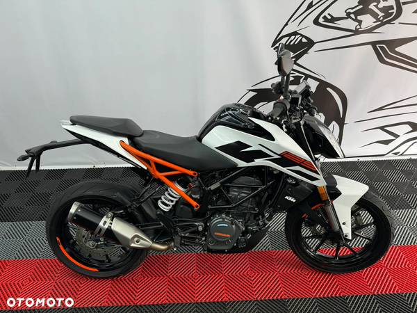 KTM Duke