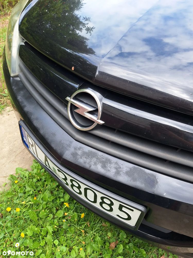 Opel Astra 1.9 CDTI Sport - 29