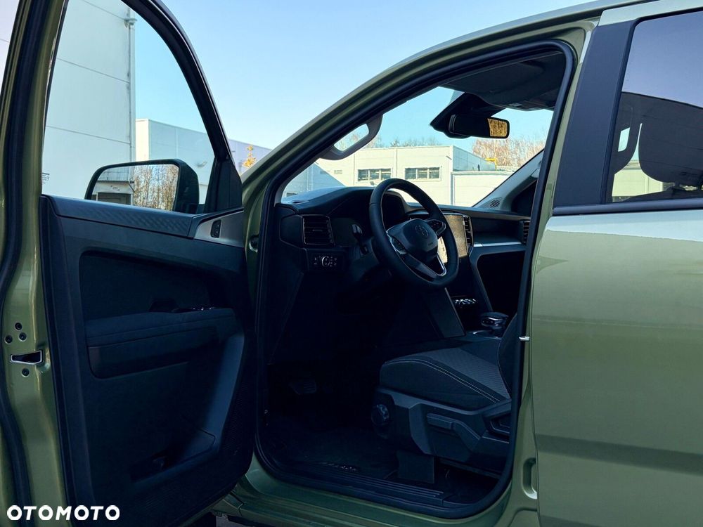 Volkswagen Amarok - 18