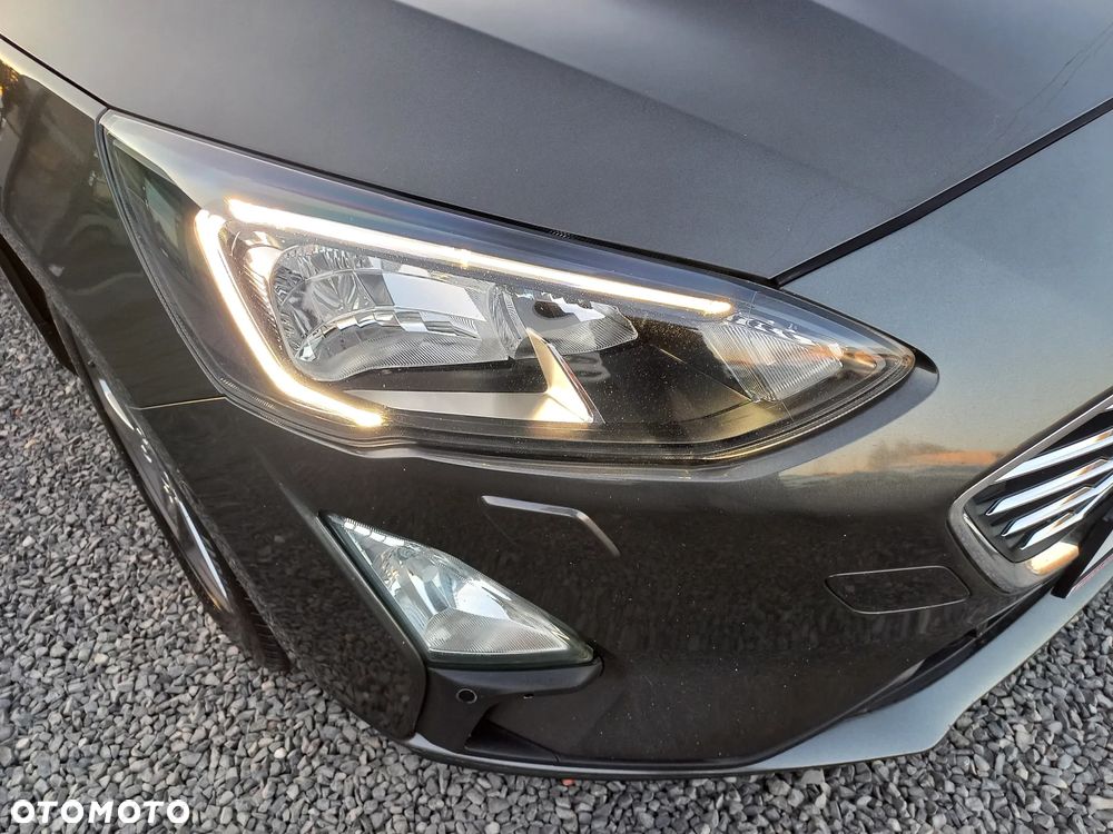 Ford Focus 1.5 EcoBlue STart-Stopp-System TITANIUM - 13