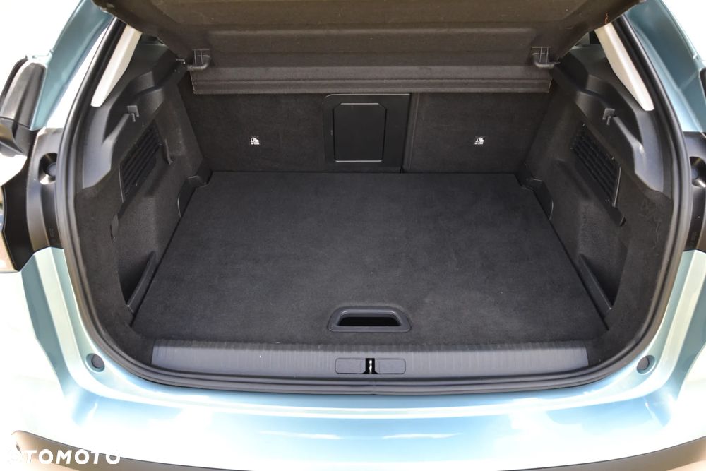 Citroën C4 PureTech 130 Stop&Start EAT8 SHINE - 33