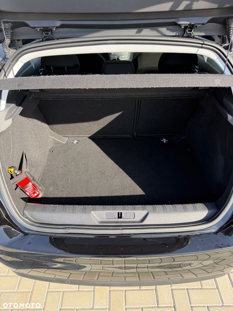 Peugeot 308 1.5 BlueHDi Active S&S EAT6 - 22