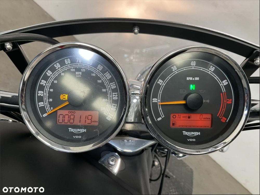 Triumph Rocket - 5