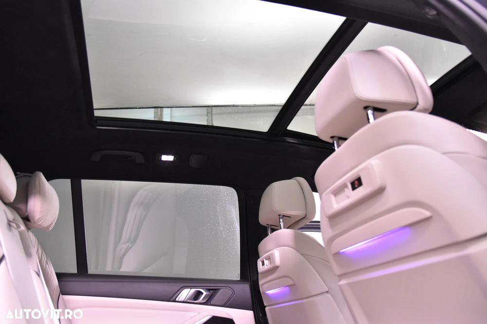 BMW X7 M50d - 27