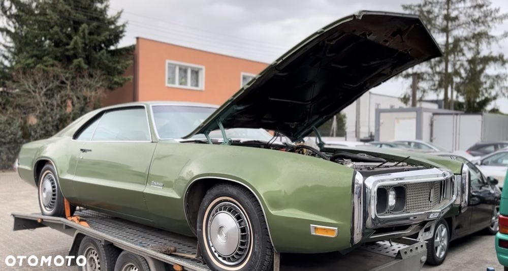Oldsmobile Toronado - 4