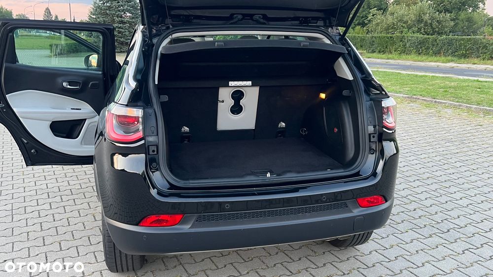 Jeep Compass 2.0 MultiJet Active Drive Limited - 24