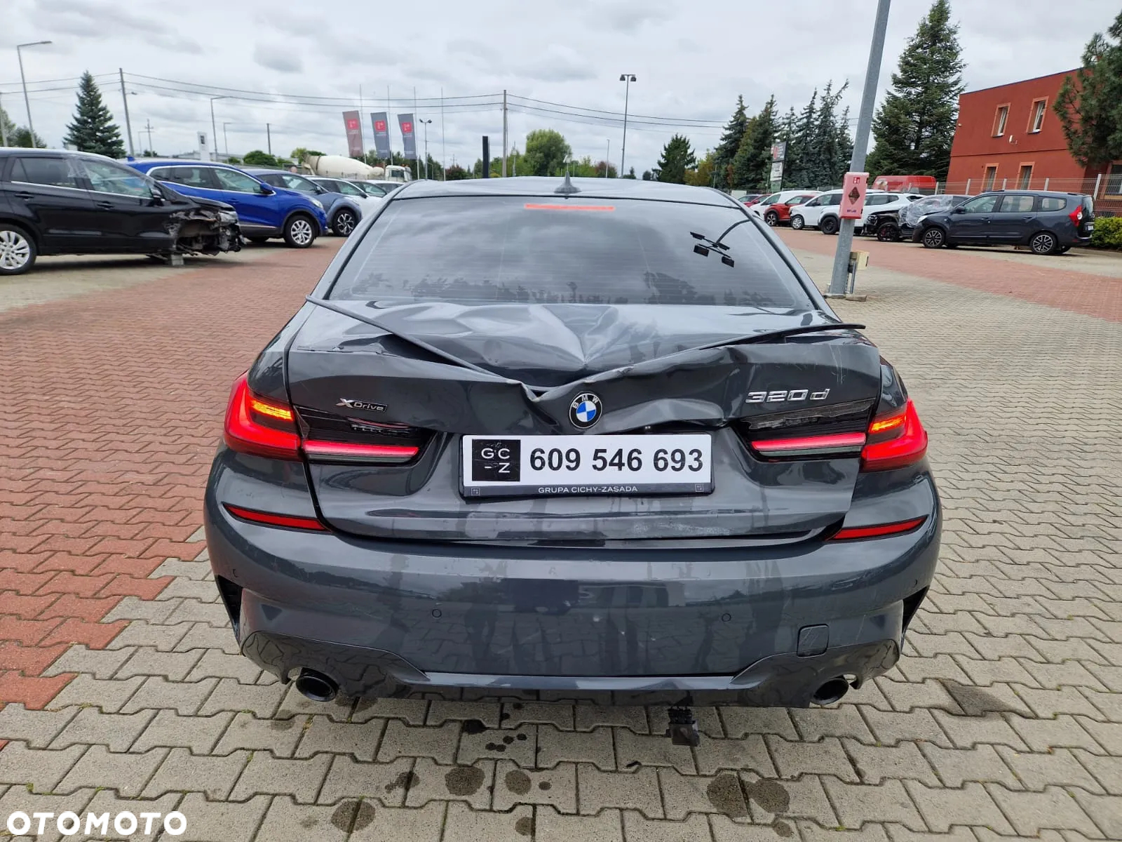 BMW Seria 3 320d M Sport - 10