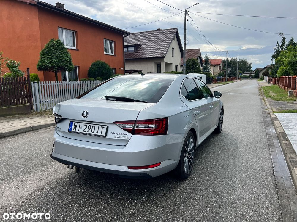 Skoda Superb 2.0 TDI SCR 4x4 L&K DSG - 4