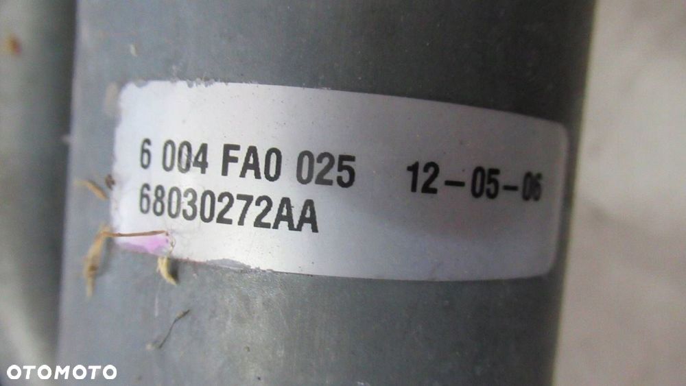 FIAT FREEMONT MECHANIZM WYCIERACZEK 05116303 - 4