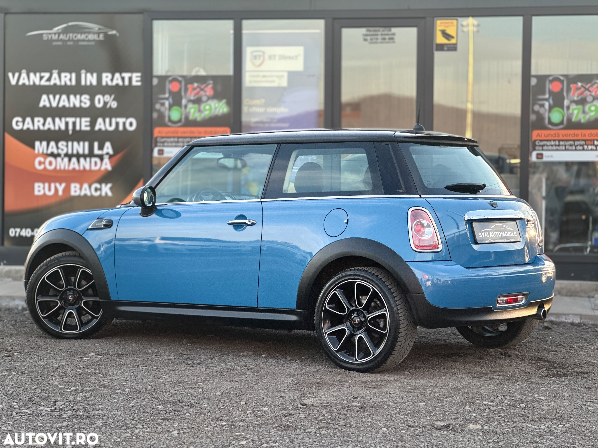 Mini Cooper Standard - 4