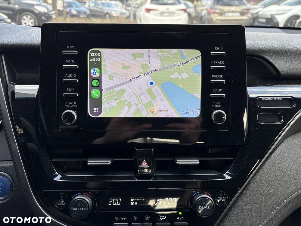 Toyota Camry 2.5 Hybrid Comfort CVT - 32