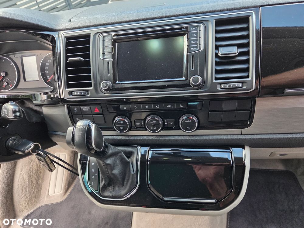 Volkswagen California - 23