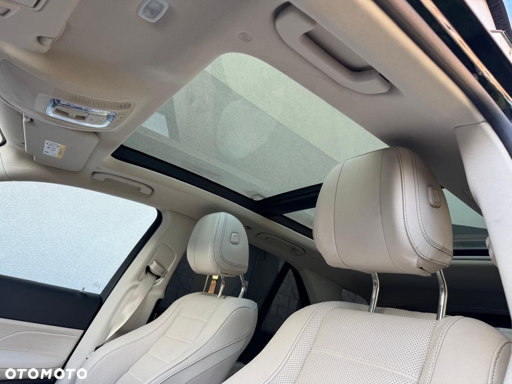 Mercedes-Benz GLE 400 d 4Matic 9G-TRONIC AMG Line - 9