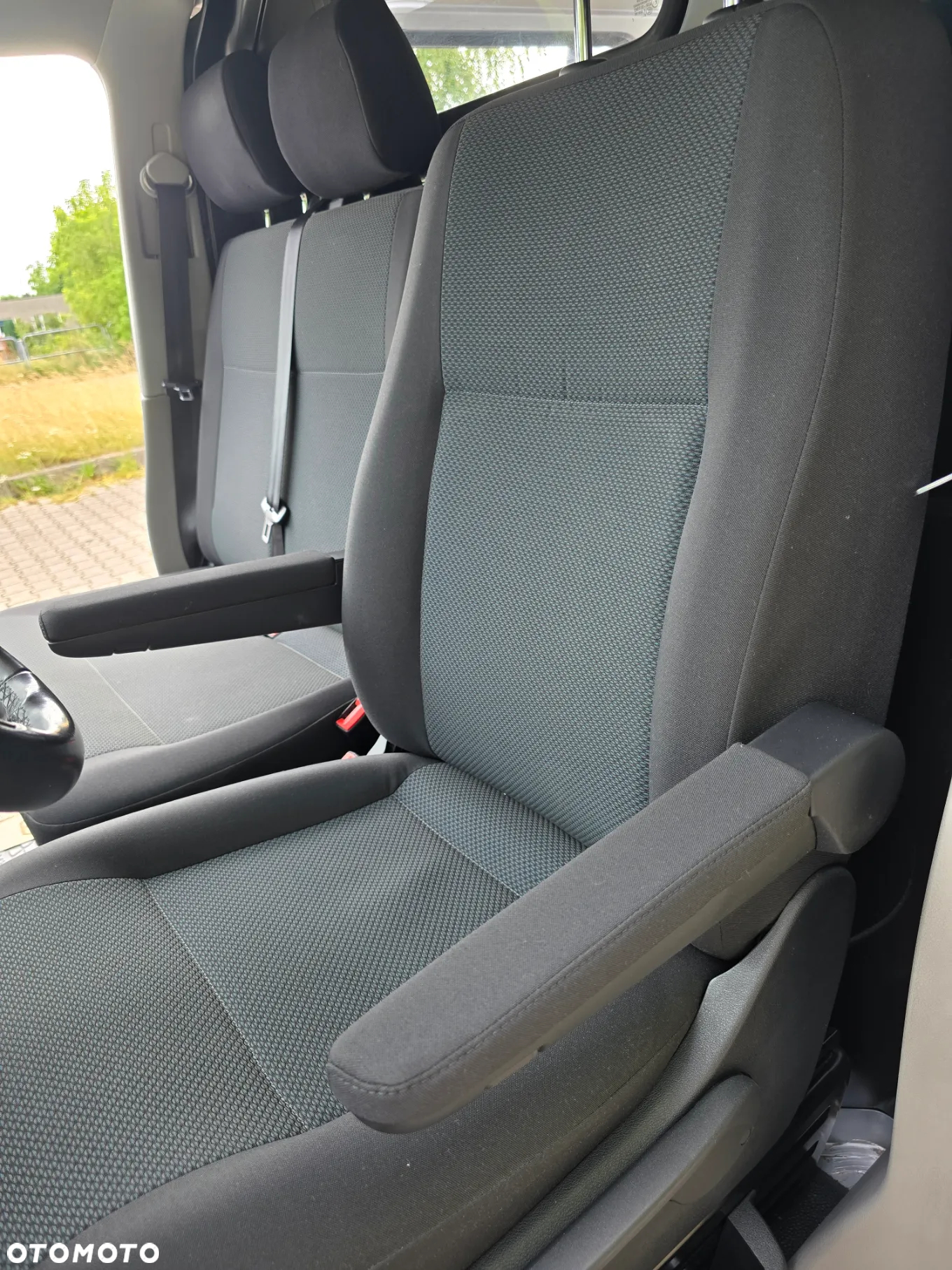 Volkswagen Transporter - 11